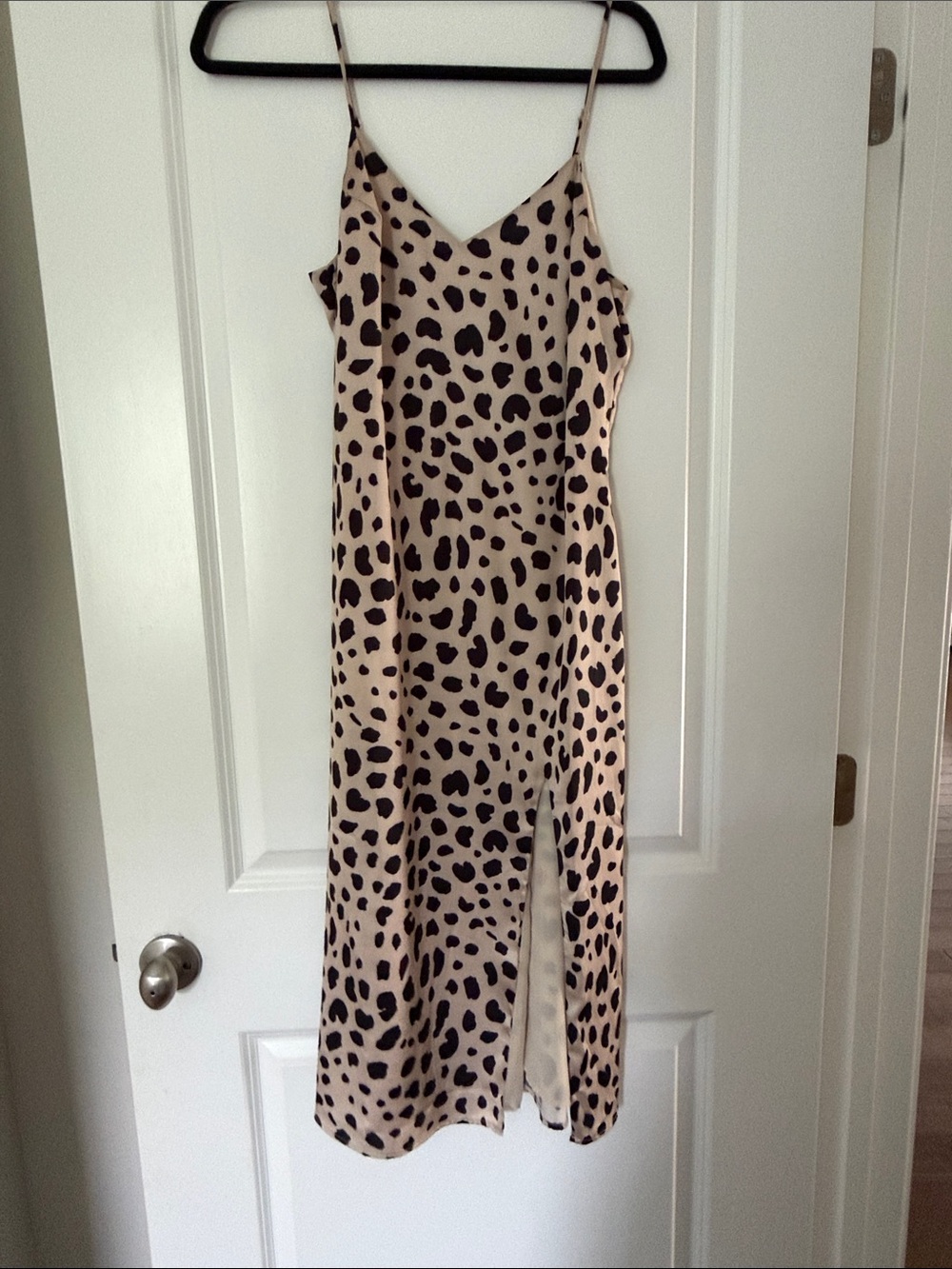 essue Beige and Black Leopard Slip Dress